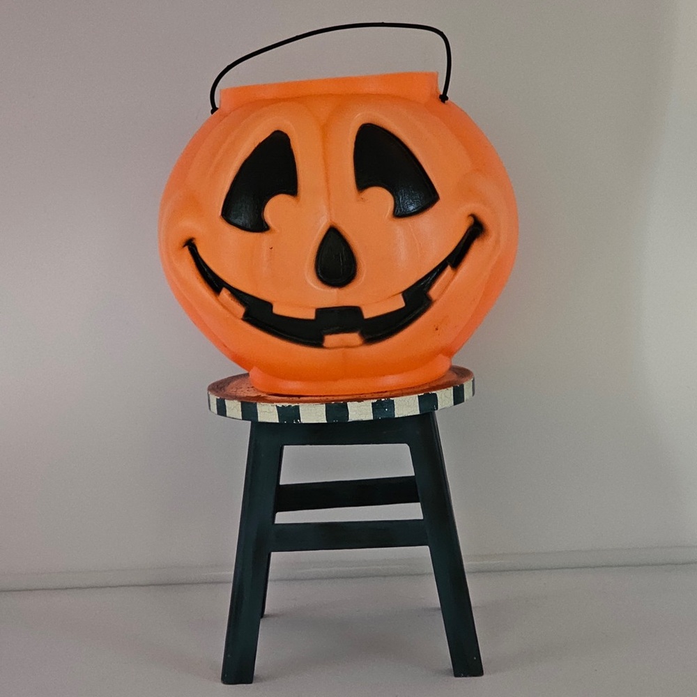 Rare Vintage Jack-O-Lantern Pumpkin Candy Bucket - Picture 2 of 6